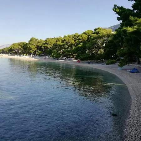 A4+1 - 4 Min Walk To The Beach *