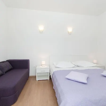 Apartament A4+1 - 4 Min Walk To The Beach